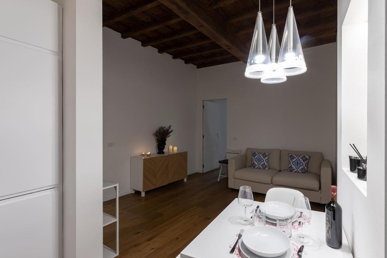 Alighieri'S Suite-Hosted By Sweetstay Firenze Eksteriør billede